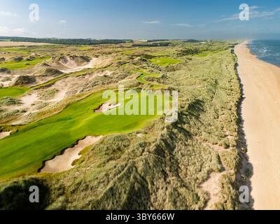 Vues aériennes du nouveau parcours de golf de Trump International Golf Links appelé le parcours MacLeod du nom de la mère du président Mary Anne MacLeod. Banque D'Images
