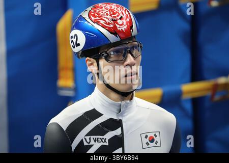 11 février 2022, Pékin, Hebei, Chine : HWANG Daeheon de Corée dans le 500 m de patinage de vitesse sur courte piste masculin au stade Capital Indoor le 11 février 2022 à Pékin, Chine (crédit image : © Mickael Chavet/ZUMA Press Wire) Banque D'Images