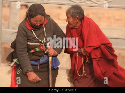 6 février 2012, XIAHE, PROVINCE DU GANSU, CHINE : au monastère de Labrang, le plus grand monastère tibétain en dehors de Lhassa, pendant le Festival du Monlam tibétain à Xiahe, une petite ville de la province du Gansu sur le plateau tibétain, le 5 février 2012. (Crédit image : © Stephen Shaver/ZUMA Press Wire) Banque D'Images
