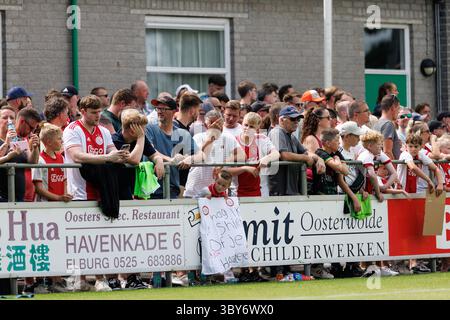 Oldebroek, pays-Bas. 19 juillet 2025. OLDEBROEK, 19-07-2025, Sportpark Bovenmolen, saison 2025/2026, football néerlandais de pré-saison, match amical entre Ajax et KV Mechelen, supporters Credit : Pro Shots/Alamy Live News Banque D'Images