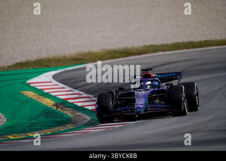 24 février 2022, Montmelo, Espagne : NICHOLAS LATIFI du Canada et Williams Racing pilotent pendant la deuxième journée des essais de pré-saison de formule 1 FIA 2022 sur le circuit de .Barcelona-Catalunya à Montmelo, Espagne. (Crédit image : © James Gasperotti/ZUMA Press Wire) Banque D'Images