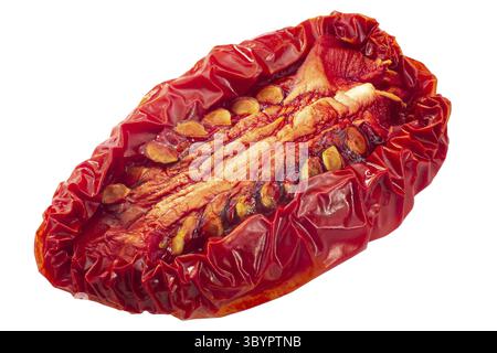 Pesto de tomates prunes séchées ou la moitié, isolé Banque D'Images