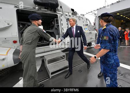 22 juin 2023, ANVERS, Belgique : Anvers (Belgique), 22/06/2023.- le roi Willem-Alexander des pays-Bas est accueilli à bord de la frégate belge Louise-Marie lors de sa visite à Anvers, Belgique, le 22 juin 2023. Couple royal néerlandais est en visite d'Etat en Belgique. (Bélgica, Países Bajos ; Holanda, Amberes) (image crédit : © Philip Reynaers/POOL via ZUMA Press Wire) Banque D'Images