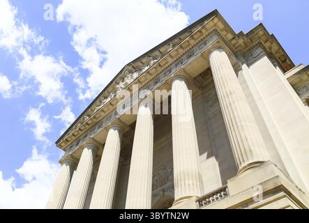 Washington DC, États-Unis - 2 mai 2015 : partie de la façade du Herbert C. Hoover Building, siège du Département du commerce des États-Unis, Washington Banque D'Images