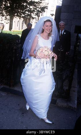 Janvier 1, 2011 -AMANDA CHAROLTTE ROGERS ET KEVIN CHARLES F. MAHONEY'S WEDDING.AT GRACE CHURCH, NYC 06/03/2000.AMANDA CHAROTTE ROGERS (image de crédit : © John Barrett/ZUMA Press Wire) Banque D'Images
