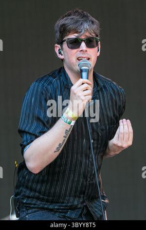 15 juin 2019 - Oslo, Norvège - Oslo, Norvège - 15 juin 2019. Le chanteur, compositeur et musicien suédois Albin Lee Meldau donne un concert lors du festival de musique norvégien Piknik i Parken 2019 à Oslo. (Crédit photo : Gonzales photo - Stian S. MÃÂ¸ller) (crédit image : © Stian S. Moller/Gonzales photo via ZUMA Press) Banque D'Images