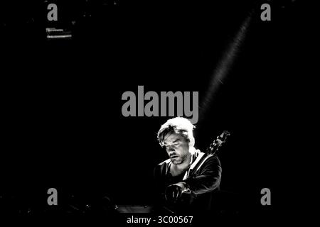 28 juin 2017 - Roskilde, Angleterre, Danemark - Danemark, Roskilde - 28 juin 2017. Le musicien britannique, DJ et producteur de musique Bonobo donne un concert en direct lors du festival de musique danois Roskilde Festival 2017. (Crédit image : © Flemming Bo Jense/Gonzales photo via ZUMA Press) Banque D'Images