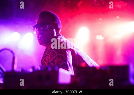 28 octobre 2014 - Copenhague, Danemark - Danemark, Copenhague â€šÃ„Ã¬ 28 octobre 2010. Le duo de hip-hop alternatif américain Shabazz Palaces donne un concert au VEGA à Copenhague. Ici, le beat et producteur de disques Ishmael Butler est vu en direct sur scène. (Crédit photo : Gonzales photo / Peter Troest) (crédit image : © Peter Troest / Gonzales photo via ZUMA Press) Banque D'Images