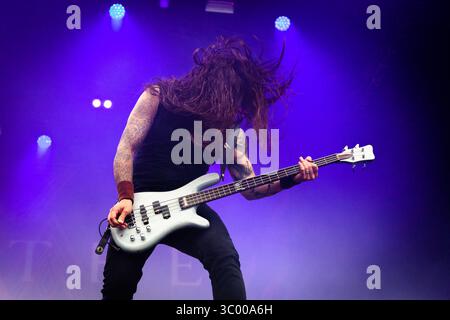 28 juin 2019 - Trondheim, Norvège - Trondheim, Norvège - 28 juin 2019. Le groupe suédois de heavy metal Amaranthe donne un concert live lors du festival de musique norvégien Trondheim Rocks 2019. Ici, le bassiste Johan Andreassen est vu en direct sur scène. (Crédit photo : Gonzales photo - Tor Atle Kleven) (crédit image : © Tor Atle Kleven/Gonzales photo via ZUMA Press) Banque D'Images