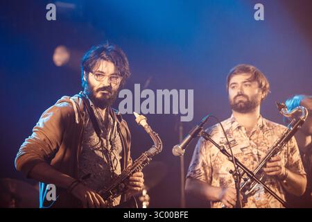 4 juillet 2019, Danemark, Roskilde : Roskilde, Danemark. 04 juillet 2019. Le Maurice Louca Elephantine Band donne un concert lors du festival de musique danois Roskilde Festival 2019., Credit :Thomas Rungstrom / ZUMA Press (Credit image : © Thomas Rungstrom/Gonzales photo via ZUMA Press) Banque D'Images
