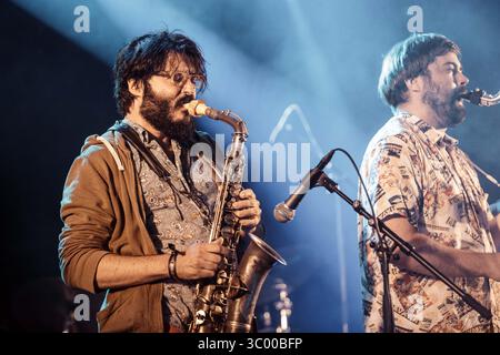4 juillet 2019, Danemark, Roskilde : Roskilde, Danemark. 04 juillet 2019. Le Maurice Louca Elephantine Band donne un concert lors du festival de musique danois Roskilde Festival 2019., Credit :Thomas Rungstrom / ZUMA Press (Credit image : © Thomas Rungstrom/Gonzales photo via ZUMA Press) Banque D'Images