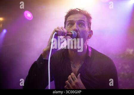 17 août 2019, Trondheim, Norvège : Trondheim, Norvège. 17 août 2019. Le groupe de punk rock norvégien The Dogs donne un concert lors du festival de musique norvégien Pstereo 2019 à Trondheim. Ici, la chanteuse Kristopher Schau est vue en direct sur scène. (Crédit photo : Gonzales photo - Tor Atle Kleven) (crédit image : © Tor Atle Kleven/Gonzales photo via ZUMA Press) Banque D'Images