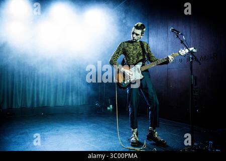 22 avril 2022, Danemark, Copenhague : Copenhague, Danemark. 22 avril 2022. Le groupe américain Nation of Language donne un concert à VEGA à Copenhague., Credit :Christian Hjorth / ZUMA Press (Credit image : © Christian Hjorth/Gonzales photo via ZUMA Press) Banque D'Images