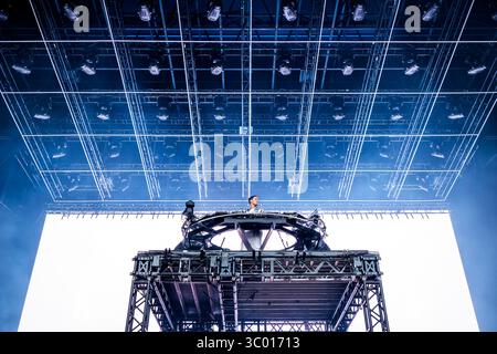 2 juillet 2022, Norvège, Oslo, Ullevaal Stadion : Oslo, Norvège. 02 juillet 2022. Le producteur, DJ et remixeur norvégien KYGO donne un concert au stade Ullevaal d'Oslo., Credit :Terje Dokken / ZUMA Press (Credit image : © Terje Dokken/Gonzales photo via ZUMA Press) Banque D'Images