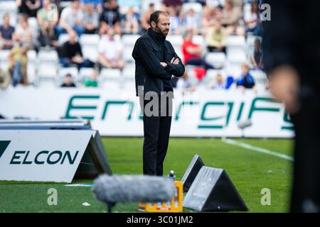 15 mai 2022, Danemark, Odense : Odense, Danemark. 15 mai 2022. Andreas Alm, entraîneur-chef d'Odense Boldklub, vu lors du match de Superliga 3F entre Odense Boldklub et Soenderjyske au Parc énergétique naturel d'Odense., Credit :Balazs Popal / ZUMA Press (Credit image : © Balazs Popal/Gonzales photo via ZUMA Press) Banque D'Images