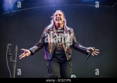 22 juin 2018 - Halden, ƒËœstfold, Norvège - Norvège, Halden - 22 juin 2018. Le groupe allemand de speed metal Helloween donne un concert lors du festival norvégien tons of Rock 2018 à Halden. Ici, la chanteuse Andi Deris est vue en direct sur scène. (Crédit photo : Gonzales photo - Terje Dokken) (crédit image : © Terje Dokken/Gonzales photo via ZUMA Press) Banque D'Images