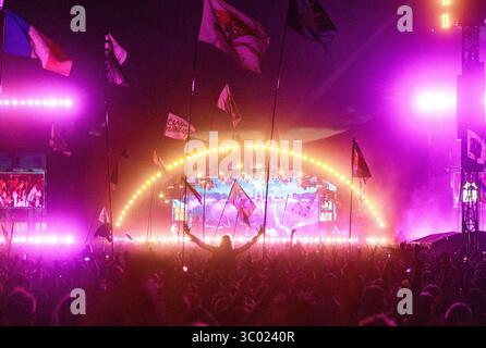 4 juillet 2018 - Roskilde, Danemark - Danemark, Roskilde - 4 juillet 2018. Une vue imprenable sur les foules de concert devant l'une des nombreuses scènes du festival de musique danois Roskilde Festival 2018. (Crédit photo : Gonzales photo - Peter Troest) (crédit image : © Peter Troest/Gonzales photo via ZUMA Press) Banque D'Images