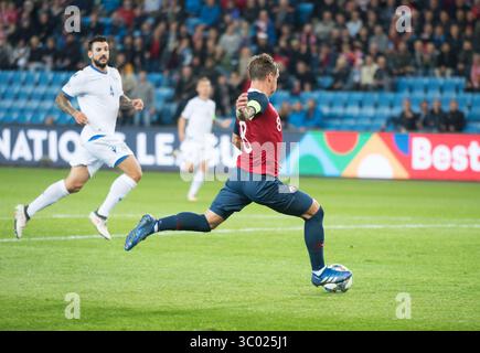 6 septembre 2018 - Oslo, Norvège - Norvège, Oslo - 6 septembre 2018. Le norvégien Stefan Johansen (8 ans) marque pour 1-0 lors du match de football de l'UEFA Nations League opposant la Norvège et Chypre au stade Ullevaal. (Crédit photo : Gonzales photo - Jan-Erik Eriksen) (crédit photo : © Jan-Erik Eriksen/Gonzales photo via ZUMA Press) Banque D'Images