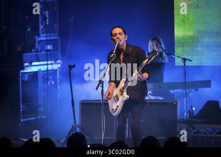 16 octobre 2016 - Oslo, Angleterre, Norvège - le groupe de rock anglais placebo donne un concert au Sentrum Scene à Oslo. Ici, le chanteur et musicien Brian Molko est vu en direct sur scène. Norvège, 16/10 2016...placebo (crédit image : © Tord Litleskare/Gonzales photo via ZUMA Press) Banque D'Images