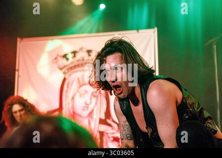 1 mars 2018 - Oslo, Norvège - Norvège, Oslo - 1 mars 2018. Le groupe danois de death metal Baest donne un concert à Vulkan Arena pendant le festival norvégien Showcase et la conférence musicale de Larm 2018 à Oslo. Ici, le chanteur Simon Olsen est vu en direct sur scène. (Crédit photo : Gonzales photo - Per Lange) (crédit image : © Per Lange/Gonzales photo via ZUMA Press) Banque D'Images