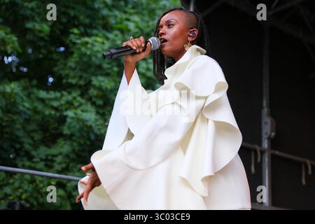 17 juin 2018 - Oslo, Norvège - Norvège, Oslo - 17 juin 2018. La chanteuse et compositrice américaine Kelela donne un concert lors du festival de musique norvégien Piknik i Parken 2018 à Oslo (crédit photo : Gonzales photo - Stian S. Moller) (crédit image : © Stian S. Moller/Gonzales photo via ZUMA Press) Banque D'Images