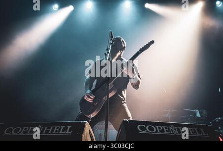 20 juin 2018, Copenhague, Danemark : Copenhague, Danemark. 20th, 2018. Le groupe de nu-metal américain Neurosis donne un concert lors du festival danois de heavy metal Copenhague 2018 à Copenhague. Ici le guitariste Steve Von Till est vu en direct sur scène. (Crédit photo : Gonzales photo - Nikolaj Bransholm) (crédit image : © Nikolaj Bransholm/Gonzales photo via ZUMA Press) Banque D'Images