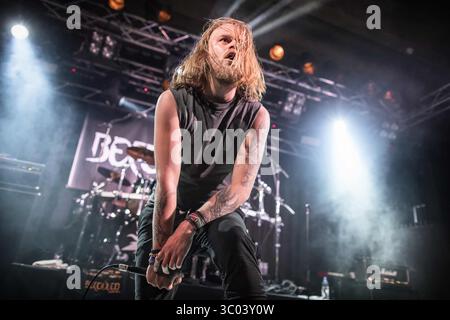 12 avril 2017 - Oslo, Angleterre, Norvège - le groupe de death metal norvégien Befouled donne un concert à Vulkan Arena lors du festival norvégien de heavy metal Inferno Metal Festival 2017 à Oslo. Ici, le chanteur Jorgen Nilsson est vu en direct sur scène. Norvège, 12/04 2017. (Crédit image : © Terje Dokken/Gonzales photo via ZUMA Press) Banque D'Images