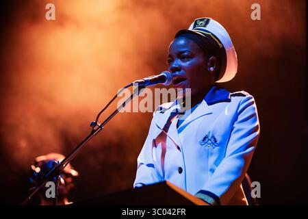 31 octobre 2022, Danemark, Copenhague : Copenhague, Danemark. 31 octobre 2022. L'ensemble international de jazz et jam band Snarky Puppy donne un concert au KB Hallen à Frederiksberg, Copenhague., Credit :Peter Troest / ZUMA Press (Credit image : © Peter Troest/Gonzales photo via ZUMA Press) Banque D'Images