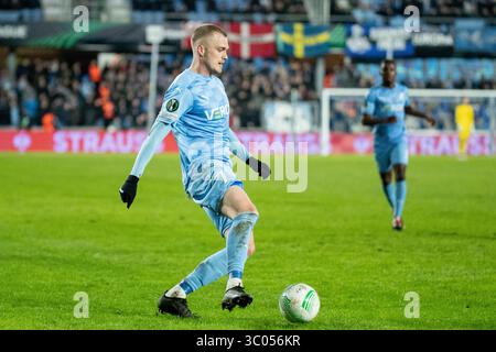 24 février 2022, Danemark, Randers : Randers, Danemark. 24 février 2022. Mikkel Kallesoe (7 ans) de Randers FC vu lors du match de l'UEFA Europa Conference League entre Randers FC et Leicester City au Cepheus Park à Randers., Credit :Balazs Popal / ZUMA Press (Credit image : © Balazs Popal/Gonzales photo via ZUMA Press) Banque D'Images
