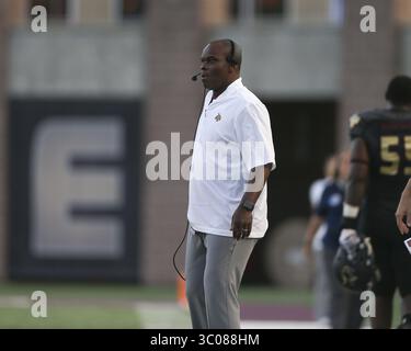 11 octobre 2018 - San Marcos, États-Unis - Everett Withers, entraîneur-chef des Bobcats du Texas State, lors d'un match de football de la NCAA entre l'État du Texas et Georgia Southern le jeudi 11 octobre 2018 à San Marcos, Texas. Georgia Southern Won, 15-13. (Crédit image : © Scott Coleman/ZUMA Wire) Banque D'Images