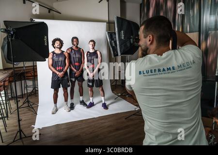 Bruxelles, Belgique. 21 juillet 2025. Les joueurs belges photographiés lors de la Journée des médias de l'équipe nationale belge masculine 'The Belgian Lions', à Bruxelles, le lundi 21 juillet 2025. BELGA PHOTO BRUNO FAHY crédit : Belga News Agency/Alamy Live News Banque D'Images