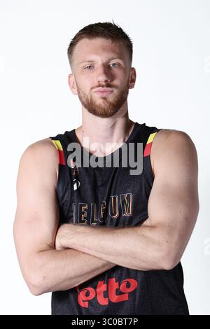 Bruxelles, Belgique. 21 juillet 2025. Le belge Andy Vanvliet pose pour le photographe lors de la Journée des médias de l'équipe nationale belge masculine "The Belgian Lions", à Bruxelles, le lundi 21 juillet 2025. BELGA PHOTO BRUNO FAHY crédit : Belga News Agency/Alamy Live News Banque D'Images