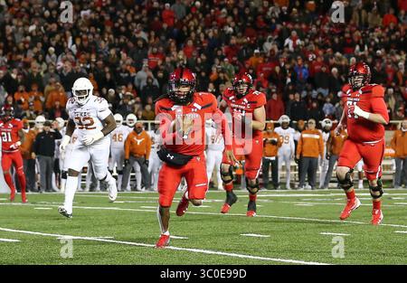 10 novembre 2018 : pendant le match entre l'Université du Texas et Texas Tech au Jones AT&T Stadium de Lubbock, Texas. Tom Sooter/CSM.(image de crédit : &copy ; Tom Sooter/CSM via ZUMA Wire) Banque D'Images