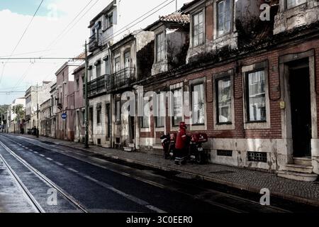 30 octobre 2018 - Lisbonne, Portugal - Une scène de rue à Belem, Lisbonne, Portugal. (Crédit image : © Nir Alon/ZUMA Wire) Banque D'Images