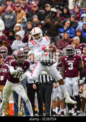 10 novembre 2018 College Station, TX...récepteur Ole Miss, DaMarkus Lodge (5), pendant le match de football de la NCAA entre les Texas A&M Aggies et les Ole Miss Rebels, à College Station, TX. (Absolute Complete Photographer & Company Credit : Joseph Calomeni / MarinMedia.org / Cal Sport Media)(crédit image : &copy ; Joseph Calomeni / Marinmedia.Org/CSM via ZUMA Wire) Banque D'Images