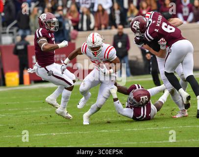 10 novembre 2018 College Station, TX...Ole Miss Running Back, Isaiah Woullard (26), jouant lors du match de football NCAA entre les Texas A&M Aggies et les Ole Miss Rebels, à College Station, TX. (Absolute Complete Photographer & Company Credit : Joseph Calomeni / MarinMedia.org / Cal Sport Media)(crédit image : &copy ; Joseph Calomeni / Marinmedia.Org/CSM via ZUMA Wire) Banque D'Images