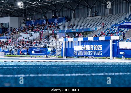 Bochum, Allemagne. 21 juillet 2025. FISU World University Games 2025 : vue sur la tribune du stade Lohrheide. Crédit : David Inderlied/dpa/Alamy Live News Banque D'Images