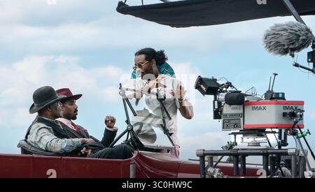DELROY LINDO, MICHAEL B. JORDAN et RYAN COOGLER dans SINNERS (2025), réalisé par RYAN COOGLER. Crédit : Proximity / Warner Bros / album Banque D'Images