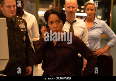 ANGELA BASSETT, JANET MCTEER, NICK OFFERMAN ET CHARLES PARNELL DANS MISSION : IMPOSSIBLE-THE FINAL RECKONING (2025), RÉALISÉ PAR CHRISTOPHER MCQUARRIE. Crédit : Bad robot / Paramount Pictures / album Banque D'Images