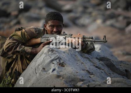 18 décembre 2018 - Djibouti City, Djibouti - Un soldat djiboutien du Bataillon d'intervention rapide pendant la formation sur les tactiques et procédures d'infanterie enseignée par les forces américaines le 18 décembre 2018 près de Djibouti City, Djibouti. (Crédit image : © Corban Lundborg via ZUMA Wire) Banque D'Images