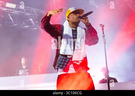 Le musicien de hip-hop anglais Loyle Carner se produit en concert au Circolo Magnolia à Milan, en Italie, le 12 juillet 2023 Banque D'Images
