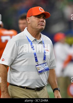 29 décembre 2018 Arlington, TX...L'entraîneur de Clemson, Danny Pearman, au Cotton Bowl de football de la NCAA entre les Clemson Tigers et les notre Dame Fighting Irish au AT&T Stadium d'Arlington, TX. (Absolute Complete Photographer & Company Credit : Joe Calomeni / MarinMedia.org / Cal Sport Media)(image de crédit : &copy ; Joe Calomeni / Marinmedia.Org //CSM via ZUMA Wire) Banque D'Images