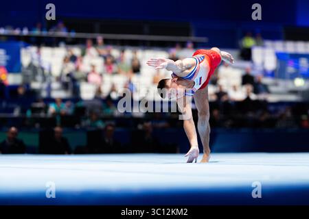 Essen, Allemagne. 22 juillet 2025. Essen, Rhénanie-du-Nord-Westphalie, 22 juillet 2025 : Matej Nemcovic (Slovaquie) pendant les Jeux universitaires mondiaux Rhin-Ruhr 2025 exercice de gymnastique artistique au sol au Messe Essen Hall 3 à Essen, Allemagne. (Kjetil Waber/SPP) crédit : photo de presse sportive SPP. /Alamy Live News Banque D'Images