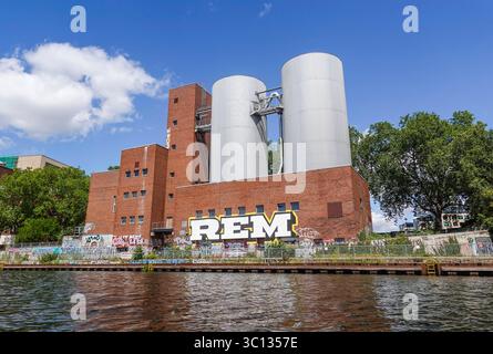 Heizkraftwerk Charlottenburg, Am Spreebord, Charlottenburg, Bezirk Charlottenburg-Wilmersdorf, Berlin, Deutschland *** centrale de cogénération de Charlottenburg, Am Spreebord, Charlottenburg, Charlottenburg Wilmersdorf district, Berlin, Allemagne Banque D'Images