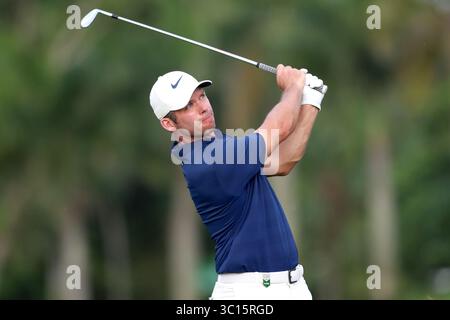 19 janvier 2019 - Singapour - Paul Casey, d'Angleterre, joue un tir sur le 16e trou lors de la troisième manche de l'Open de Singapour au Serapong course, Sentosa Golf Club. (Crédit image : © Paul Miller/ZUMA Wire) Banque D'Images
