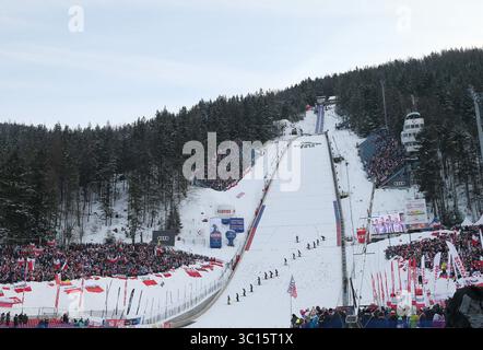 19 janvier 2019 - Zakopane, Pologne - les fans polonais lors de la compétition par équipes de la Coupe du monde de saut à ski FIS à Zakopane. (Crédit image : © Damian Klamka/ZUMA Wire) Banque D'Images