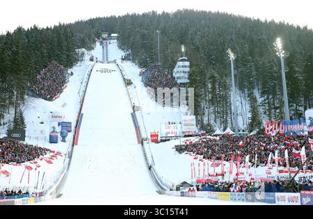 19 janvier 2019 - Zakopane, Pologne - les fans polonais lors de la compétition par équipes de la Coupe du monde de saut à ski FIS à Zakopane. (Crédit image : © Damian Klamka/ZUMA Wire) Banque D'Images
