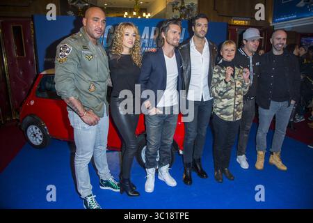 1 février 2019 - Paris, ILE DE FRANCE, France - Kamel Guenfoud, Elodie Fontan, Philippe Lacheau, Tarek Boudali, Dorothee et Julien Arruti assistent à la création de Nicky Larson et le parfum de Cupidon au Grand Rex de Paris. (Crédit image : © Thierry le fouille/SOPA images via ZUMA Wire) Banque D'Images