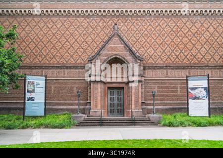 Eugene, OREGON, États-Unis, mai 29, 2025 : Jordan Schnitzer Museum of Art sur le campus de l'Université de l'Oregon. Banque D'Images