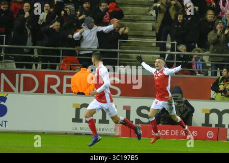 3 février 2019 - Reims, Marne, France - joie du milieu de terrain de Reims MATHIEU CAFARO après son but lors du championnat de France de football, Ligue 1 Conforama, stade de Reims contre l'Olympique de Marseille au stade Auguste Delaune de Reims - France..Reims a gagné 2-1 (crédit image : © Pierre Stevenin/ZUMA Wire) Banque D'Images